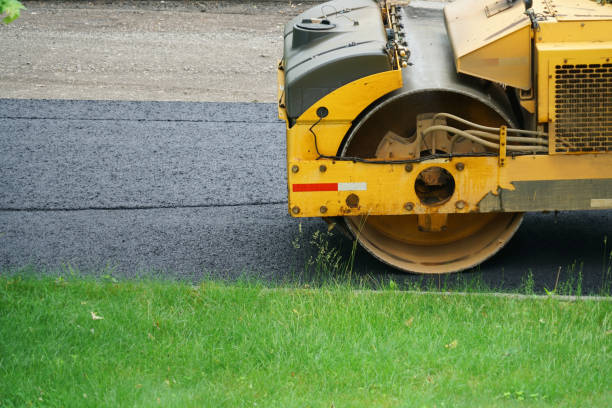 Best Driveway Resurfacing Pavers  in Mounds View, MN